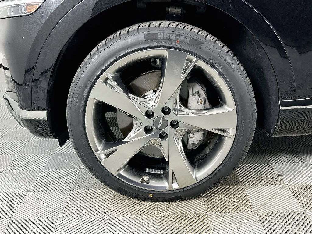 Used 2024 Genesis GV80 3.5T w/ Prestige Package AWD/4WD image 32
