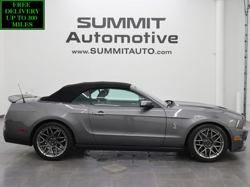 Used 2011 Ford Mustang Shelby GT500 w/ SVT Performance Pkg RWD image 1