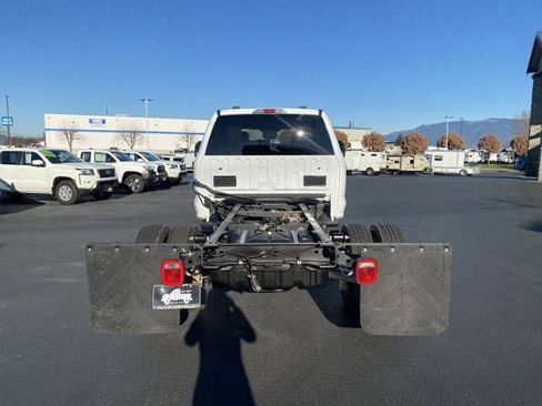 Used 2023 Ford F450 XLT w/ XLT Value Package image 5