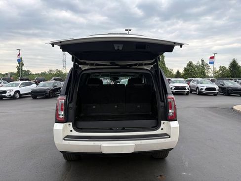 Used 2015 GMC Yukon Denali w/ Open Road Package AWD/4WD image 17