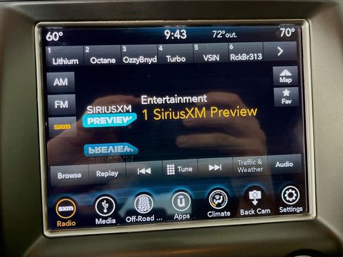 Used 2018 Jeep Grand Cherokee Trailhawk w/ Trailhawk Luxury Group AWD/4WD image 15