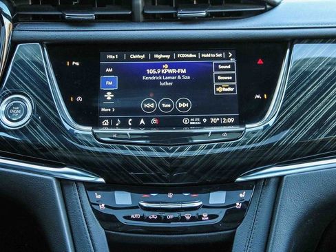 Used 2023 Cadillac XT6 Premium Luxury image 15