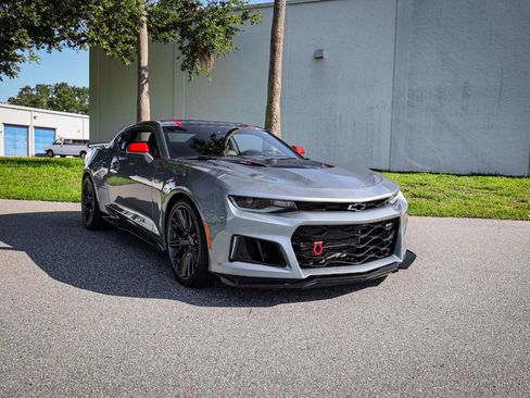 Used 2023 Chevrolet Camaro ZL1 image 5