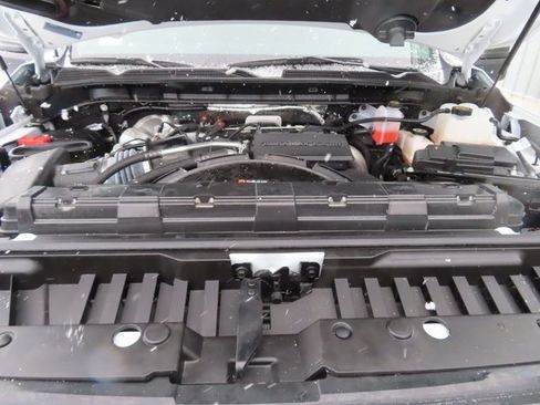 Used 2024 GMC Sierra 2500 Denali image 13