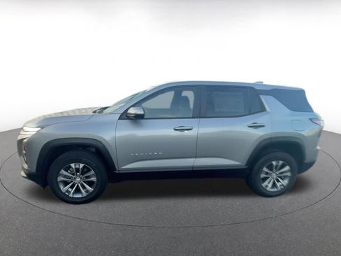 Used 2025 Chevrolet Equinox LT image 9