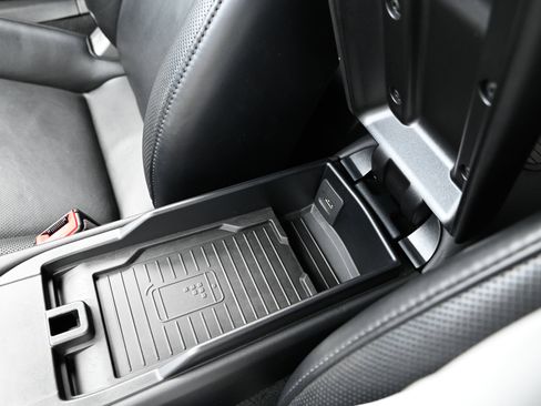 Used 2019 Porsche 911 Cabriolet image 33