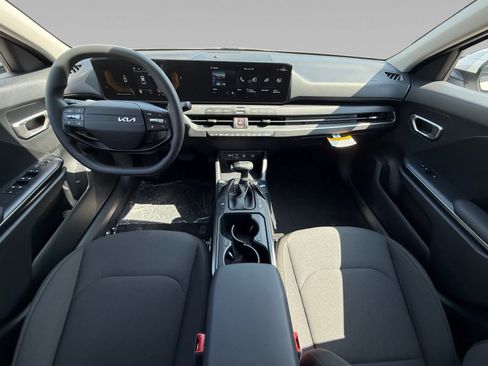 New 2026 Kia K4 FWD image 20