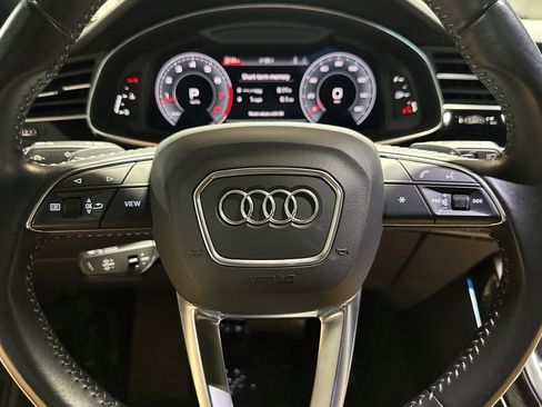 Used 2020 Audi Q8 Premium Plus w/ Premium Plus Package AWD/4WD image 22