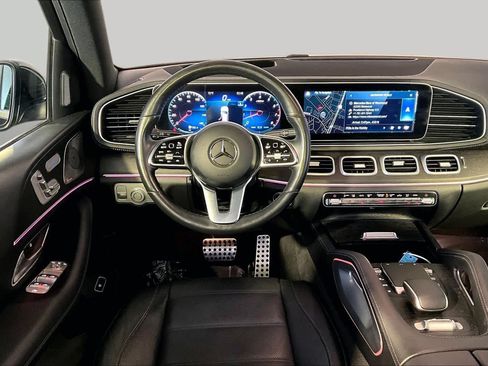 Used 2023 Mercedes-Benz GLS 580 4MATIC image 6