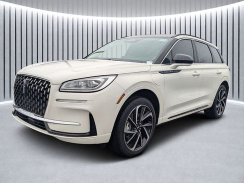 New 2025 Lincoln Corsair Grand Touring image 6