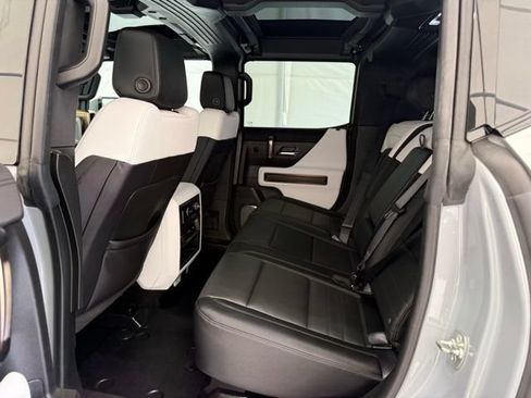 Used 2024 GMC Hummer EV 2X w/ LPO, Illumination Package AWD/4WD image 22