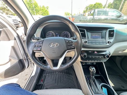 Used 2017 Hyundai Tucson Sport AWD/4WD image 14