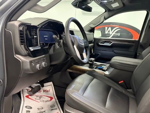 New 2026 GMC Sierra 1500 Elevation w/ Elevation Premium Package image 12