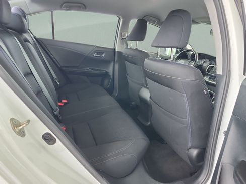 Used 2015 Honda Accord Sport image 19
