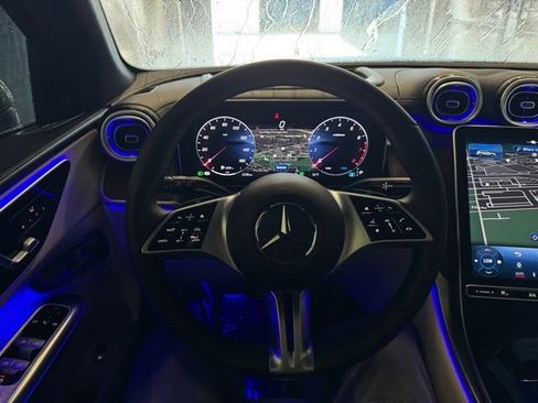 Used 2023 Mercedes-Benz GLC 300 4MATIC image 18