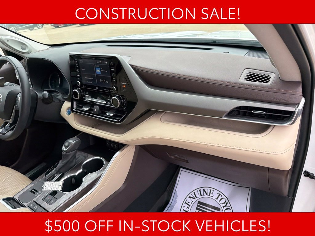Used 2020 Toyota Highlander Limited FWD image 26