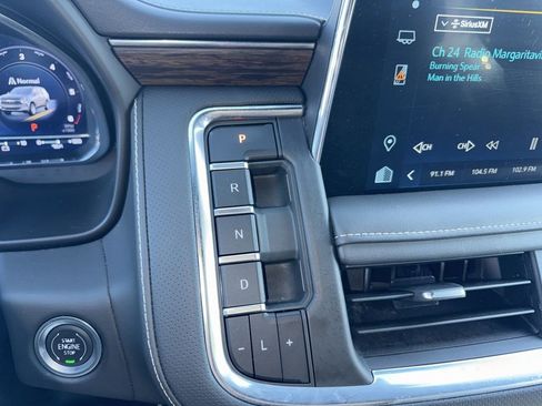 Used 2024 Chevrolet Tahoe Premier RWD image 19