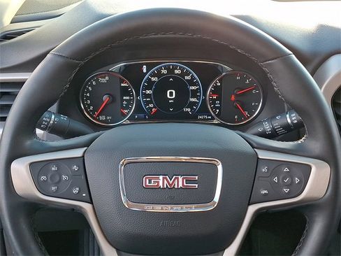 Used 2023 GMC Acadia Denali w/ Black Diamond Edition image 20