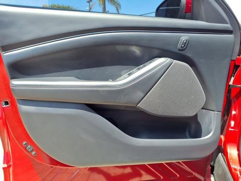 Used 2022 Ford Mustang Mach-E Select RWD image 19