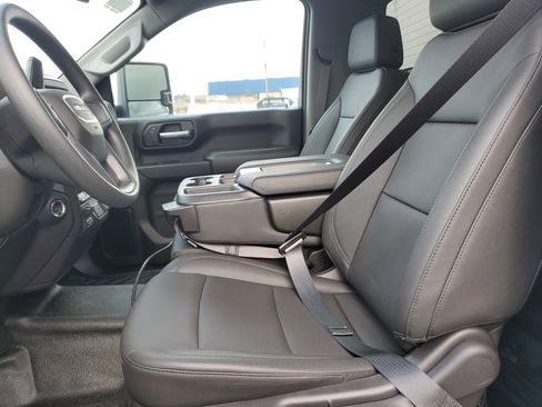 New 2025 GMC Sierra 3500 Pro w/ Convenience Package AWD/4WD image 30
