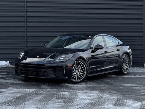New 2026 Porsche Panamera 4 image 1