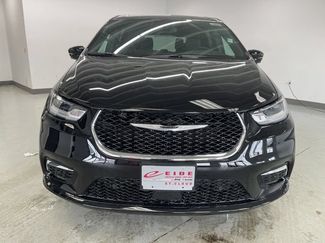 New 2026 Chrysler Pacifica Select AWD/4WD video 2