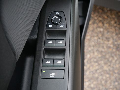 Used 2025 BMW X3 xDrive30i w/ Premium Package image 19