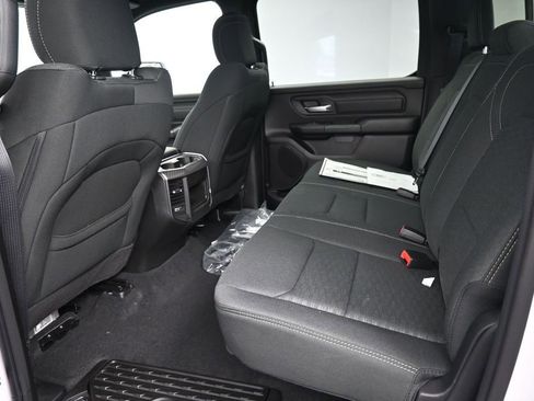 New 2026 RAM 1500 Express AWD/4WD image 12