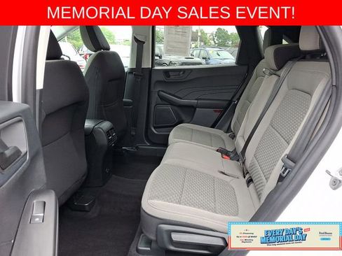 Used 2022 Ford Escape SE w/ SE Sport Appearance Package AWD/4WD image 12