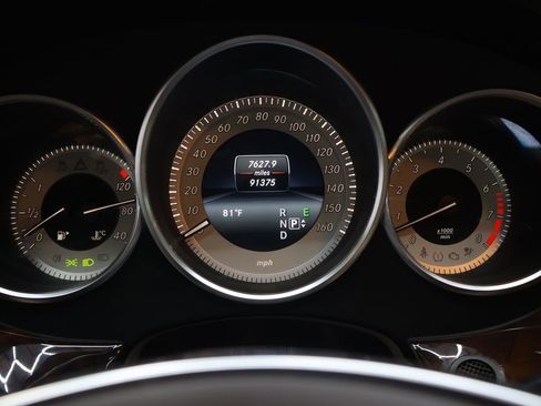 Used 2015 Mercedes-Benz CLS 550 4MATIC w/ Premium Package image 22