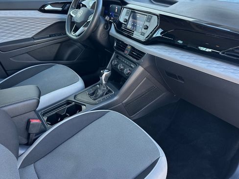 Used 2022 Volkswagen Taos S w/ IQ Drive S Package image 16