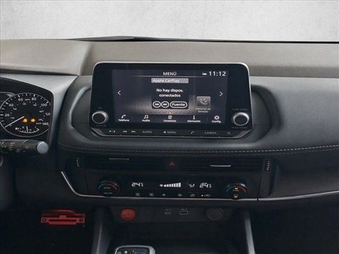 Used 2021 Nissan Rogue SV FWD image 24