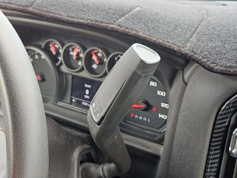 Used 2022 Chevrolet Silverado 1500 Custom RWD image 13