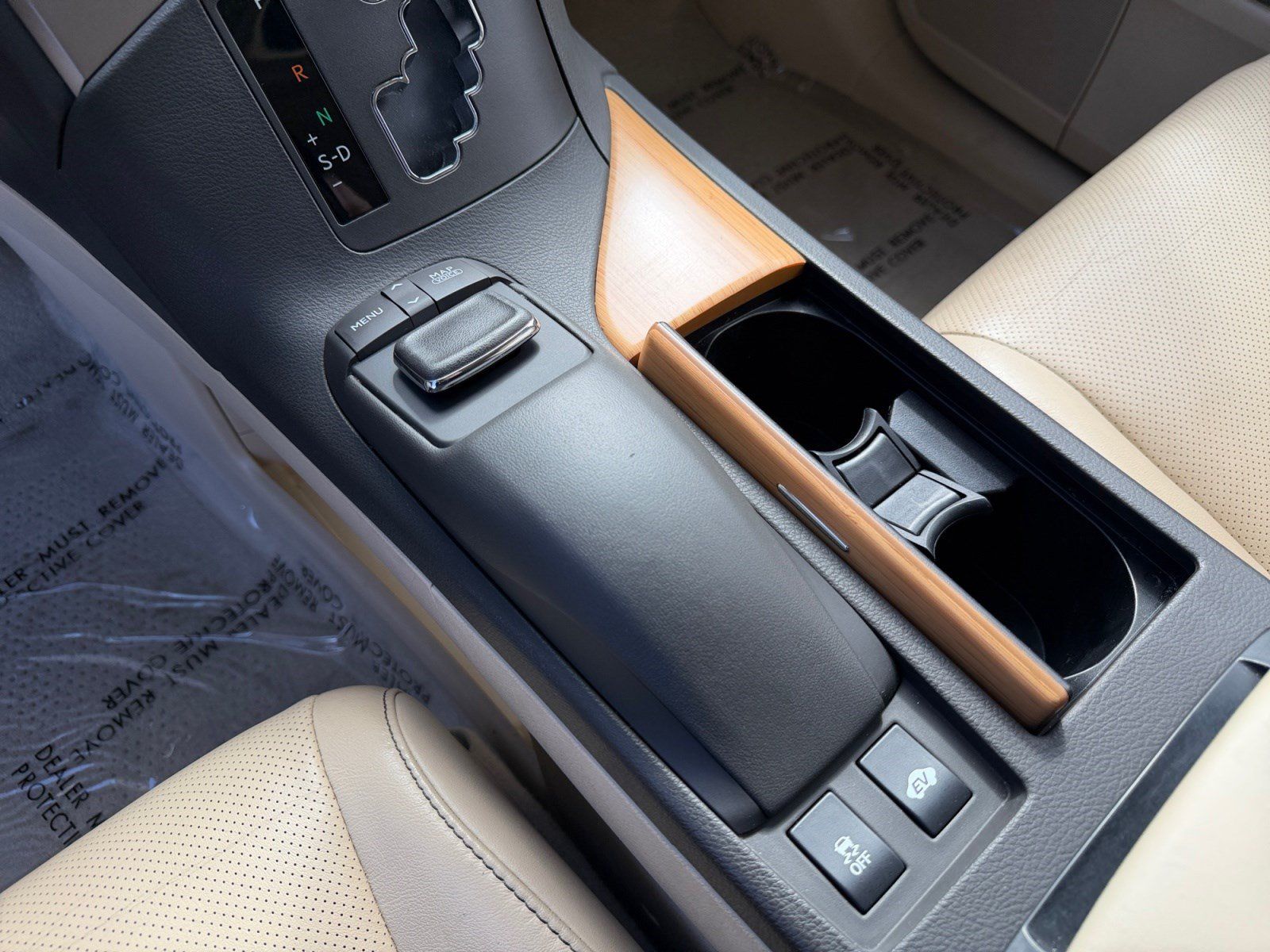Used 2015 Lexus RX 450h AWD image 15