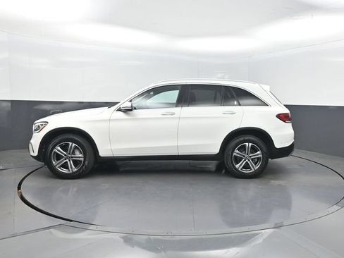Used 2022 Mercedes-Benz GLC 300 image 3