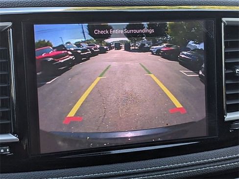 Certified 2021 Chrysler Pacifica Touring-L w/ S Appearance Package image 21