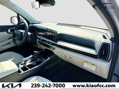 New 2026 Kia Sorento S image 12