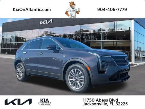 Used 2024 Cadillac XT4 Premium Luxury image 1
