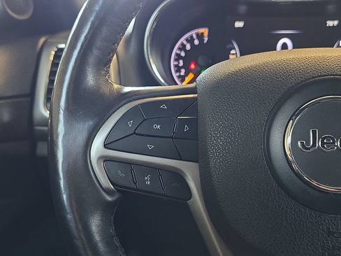 Used 2018 Jeep Grand Cherokee Altitude AWD/4WD image 20