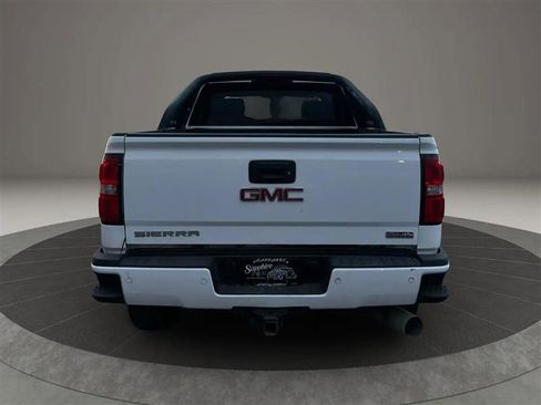 Used 2019 GMC Sierra 2500 SLT image 4
