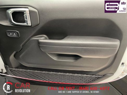 Used 2023 Jeep Wrangler Unlimited Rubicon 4xe AWD/4WD image 48