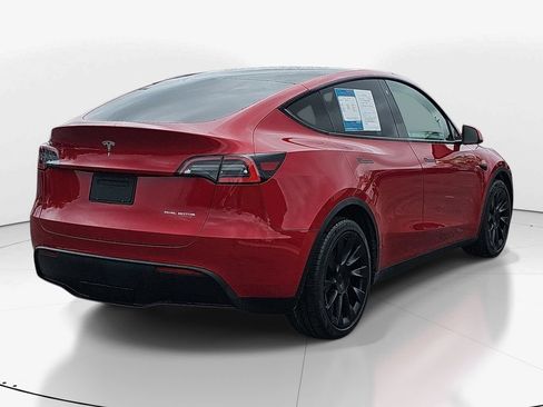 Used 2021 Tesla Model Y Long Range AWD/4WD image 6
