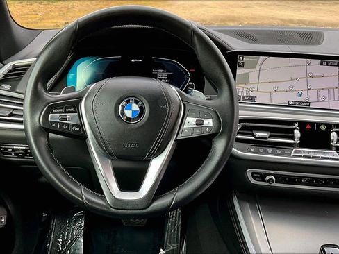 Used 2021 BMW X5 xDrive45e w/ Premium Package image 7