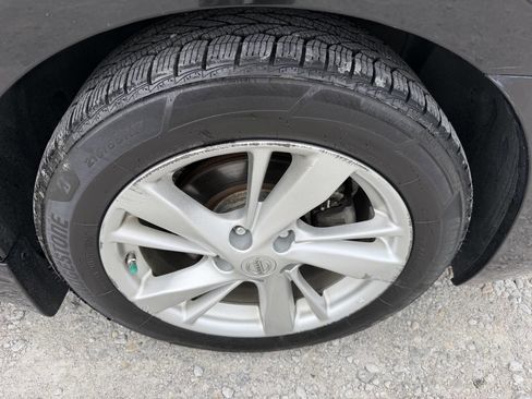 Used 2014 Nissan Altima 2.5 SL w/ Moonroof Package FWD image 12