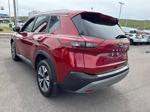Certified 2023 Nissan Rogue SV w/ SV Premium B Package AWD/4WD image 6