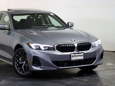 Used 2025 BMW 330i xDrive Sedan image 6