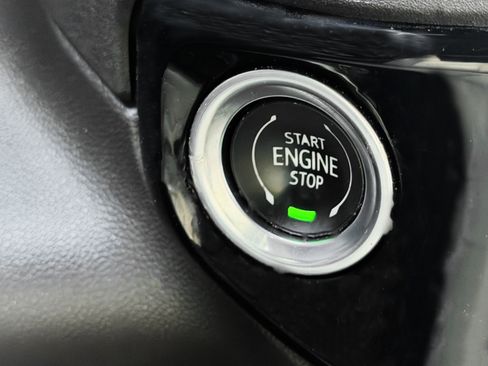 Used 2023 GMC Sierra 1500 SLT w/ SLT Premium Plus Package image 18