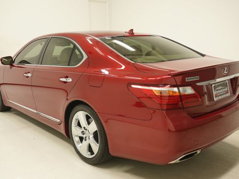 Used 2012 Lexus LS 460 w/ Luxury Value Edition RWD image 6