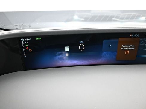 New 2025 Lincoln Nautilus Premier w/ Equipment Group 102A image 12