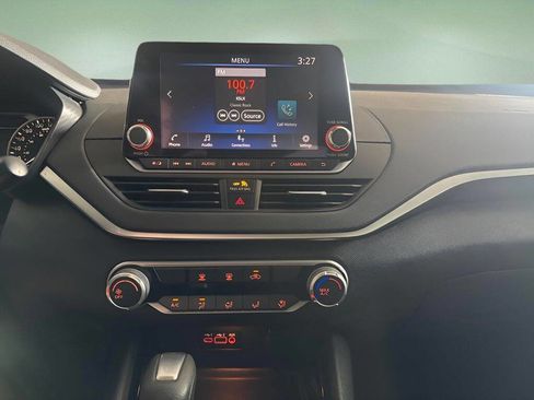 Used 2021 Nissan Altima 2.5 SV image 13